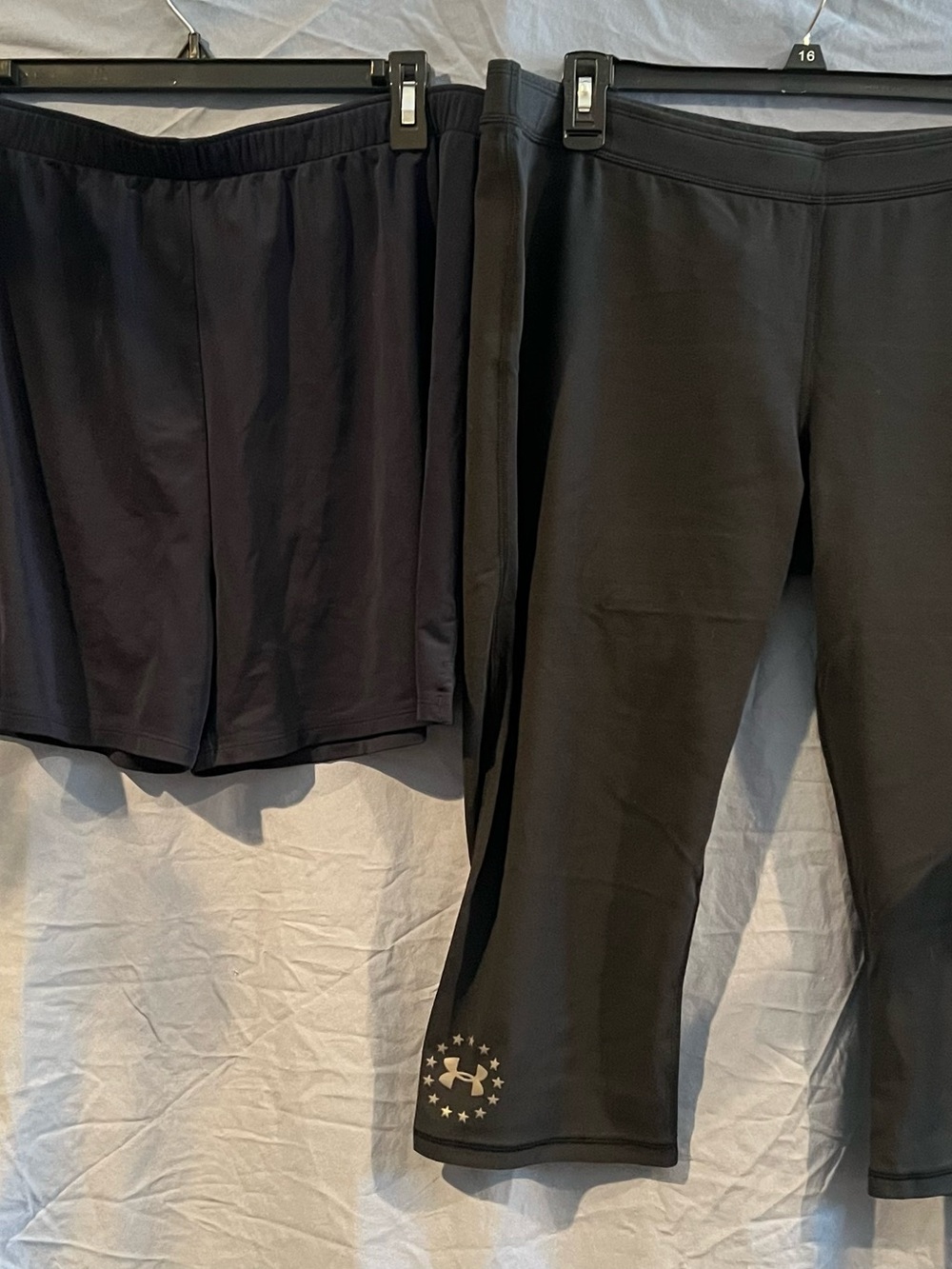 Under Armour Women's Athletic Shorts & Capri Leggings Set